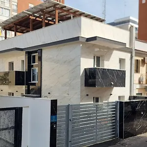  Nocleg ze śniadaniem Luxury House